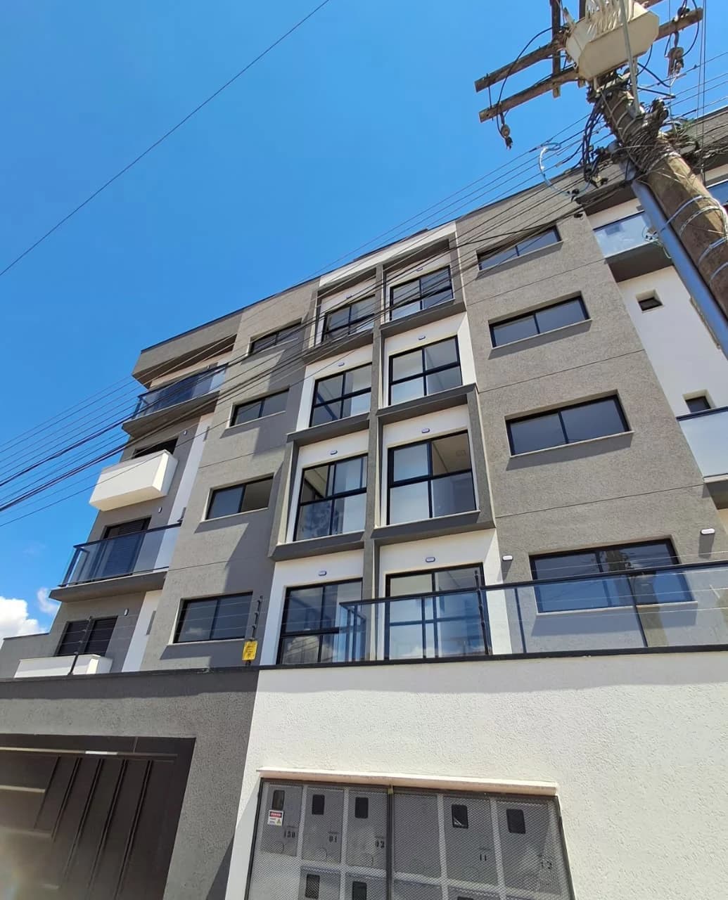 Apartamento com 2 quartos , vista plena e elevador no Jardim Primavera — foto 1 de 14